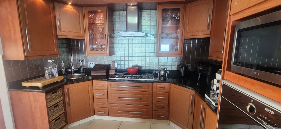 6 Bedroom Property for Sale in Da Nova Western Cape